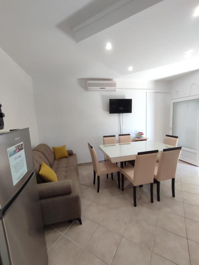 Apartments Laus Завалатіца Екстер'єр фото