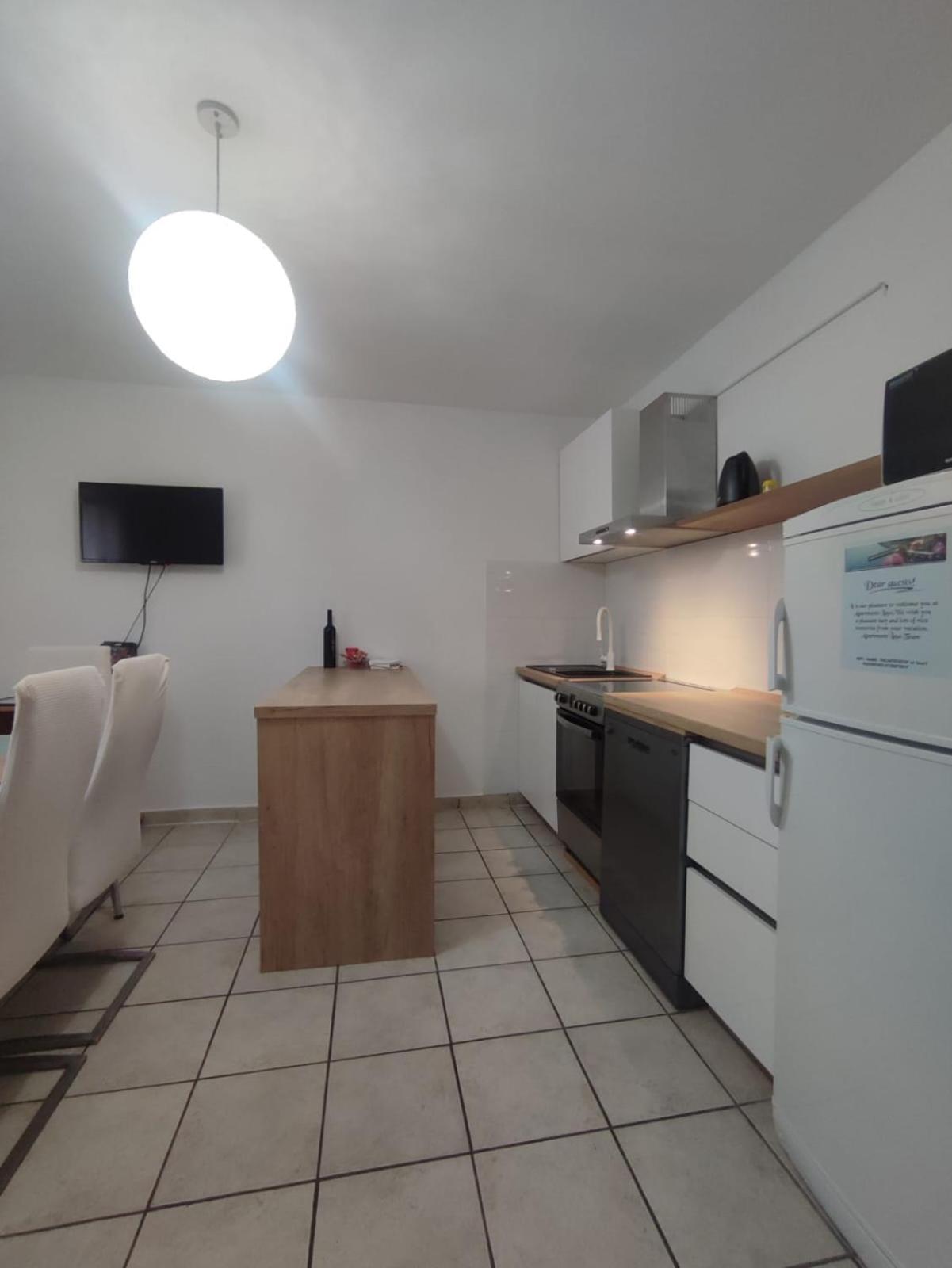 Apartments Laus Завалатіца Екстер'єр фото